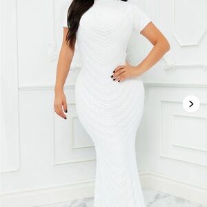 Elegant White Sequins Maxi Dress